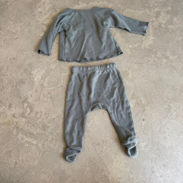 Quincy Mae Wrap Top + Footed leggings Set 0-3M